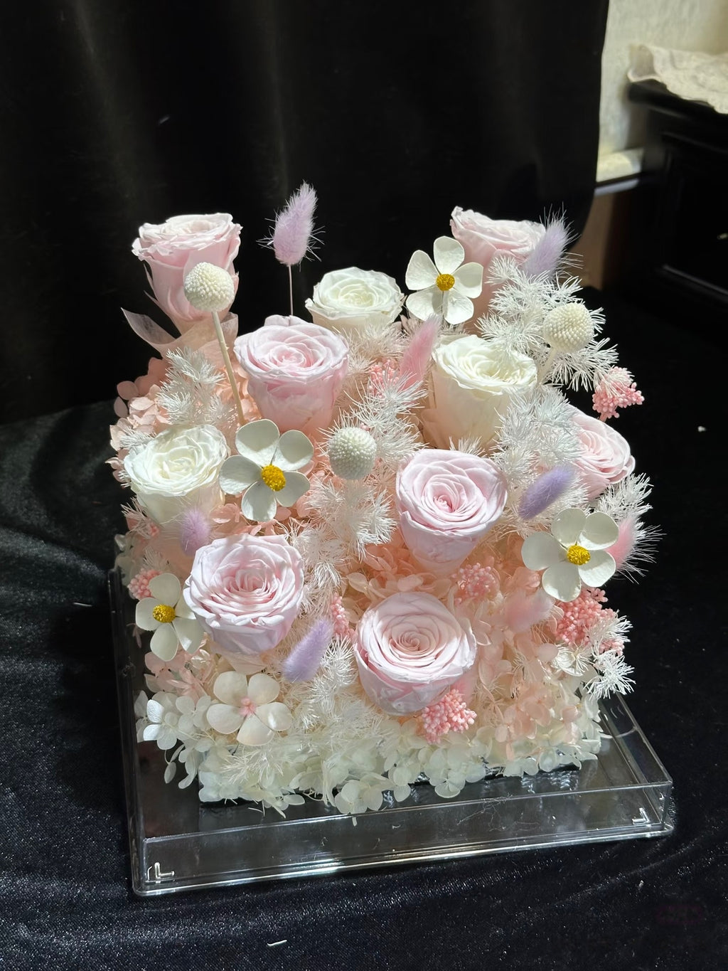 Whispering Blush Eternal - Preserved Floral Arrangement in Acrylic Box | 1-Year Freshness & French Luxury Craftsmanship