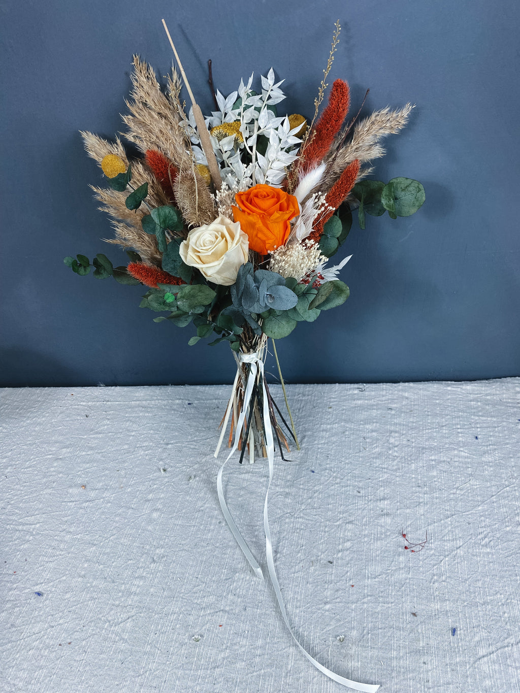 Mia dried flower bouquet